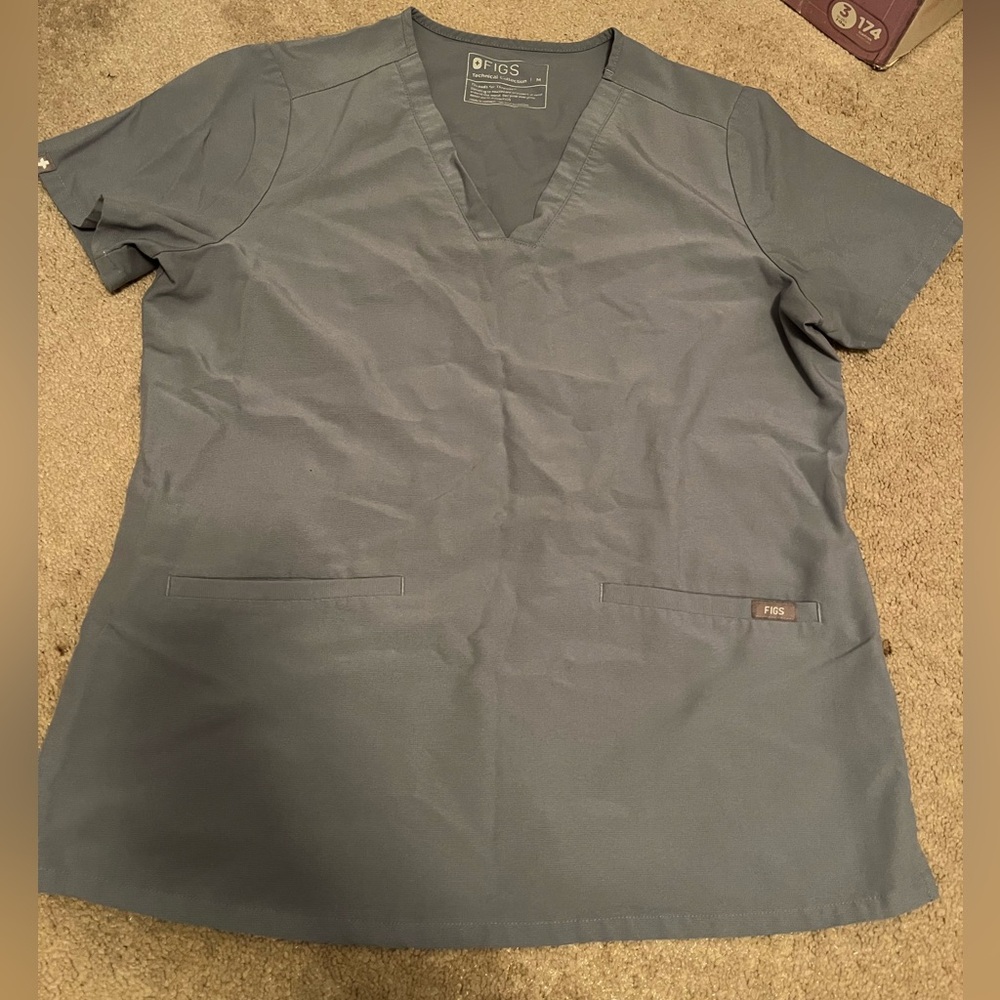 FIGS scrub top